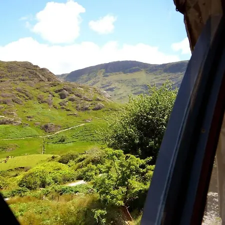 Secluded Nestled In The Beara Peninsula Killarney