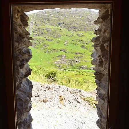Secluded Nestled In The Beara Peninsula كيلارني