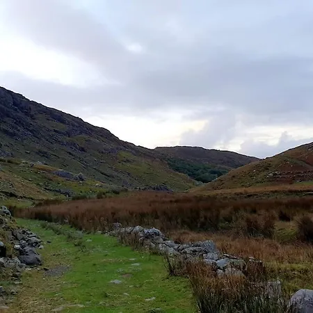 Secluded Nestled In The Beara Peninsula キラーニー
