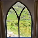 Secluded Nestled In The Beara Peninsula Feriehus
